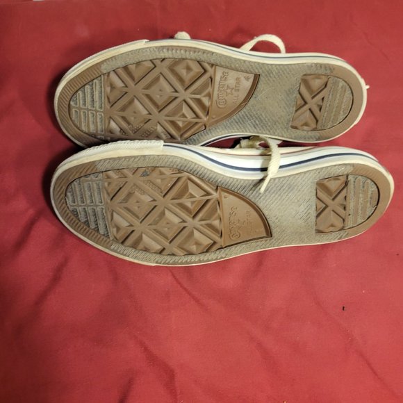 CONVERSE ALL STARS WHITE LOW TOPS - Picture 9 of 11